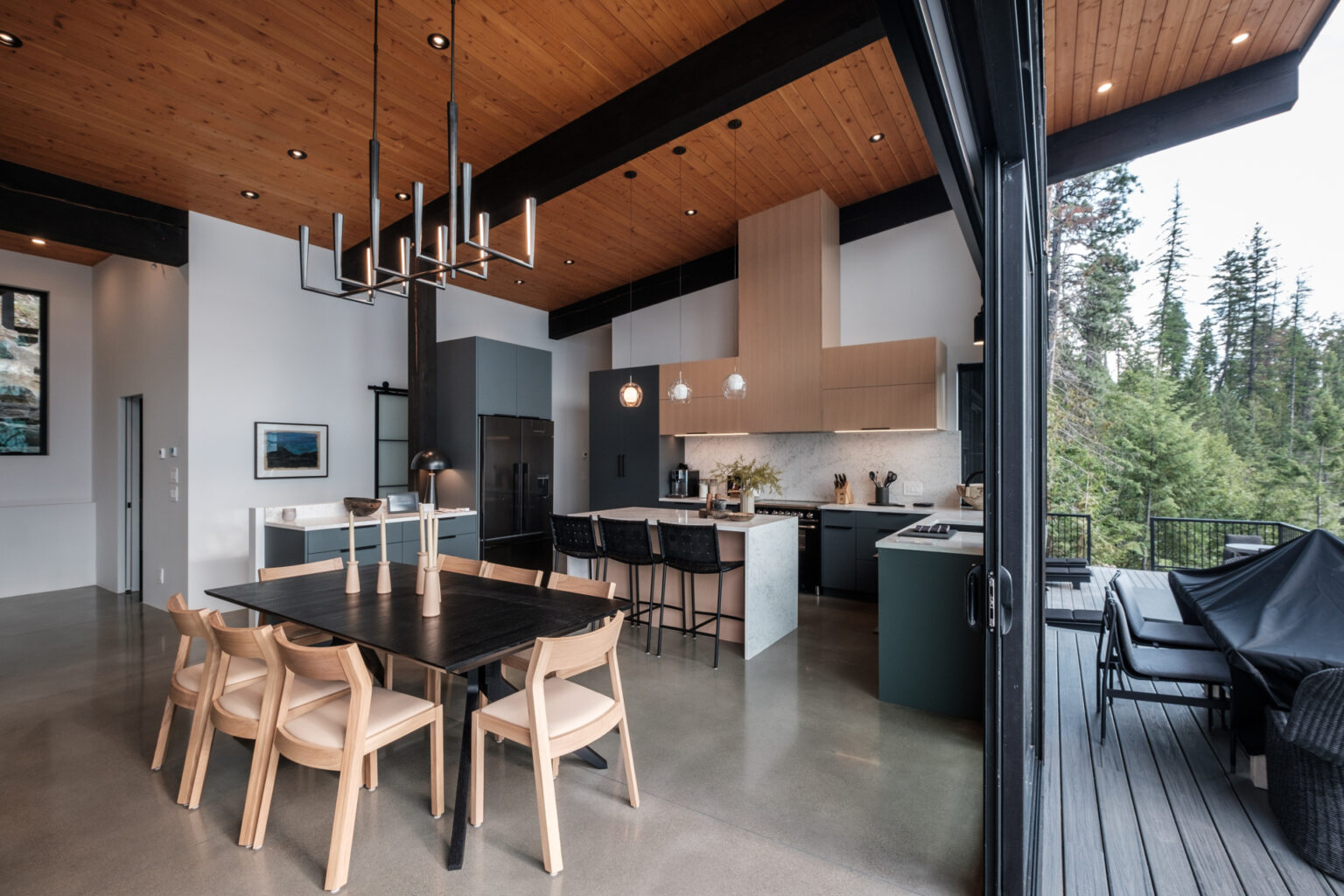 GALLERY - CUSTOM LAKE HOUSE DESIGN - PURCELL